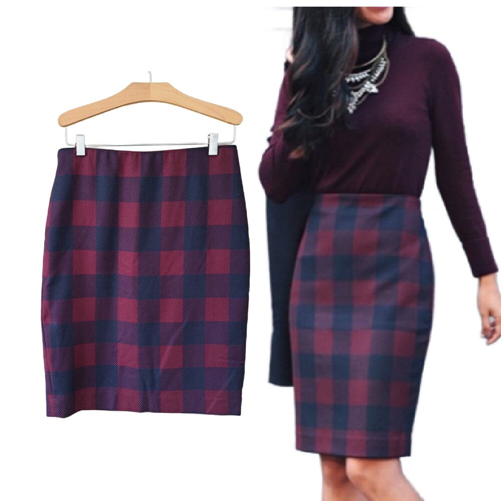 Ann Taylor Plaid Pencil Skirt Size 4 Petite Burgundy & Navy Blue Buffalo Plaid